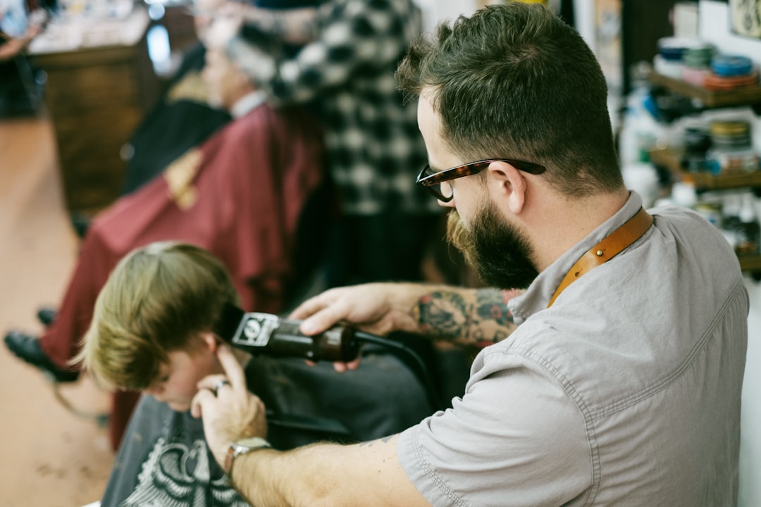 Photo Short haircuts