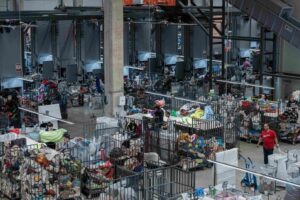 1771576140_69981b4c8f33a_Centru-sortare-3_ARETEX