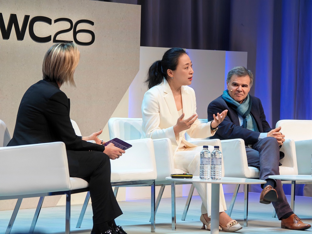 1772622036_69a810d439b51_HONOR-at-MWC_Panel-image_1