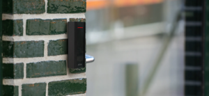 a4610_delivery_door_2600x1462_2603_hi_AI_GEN